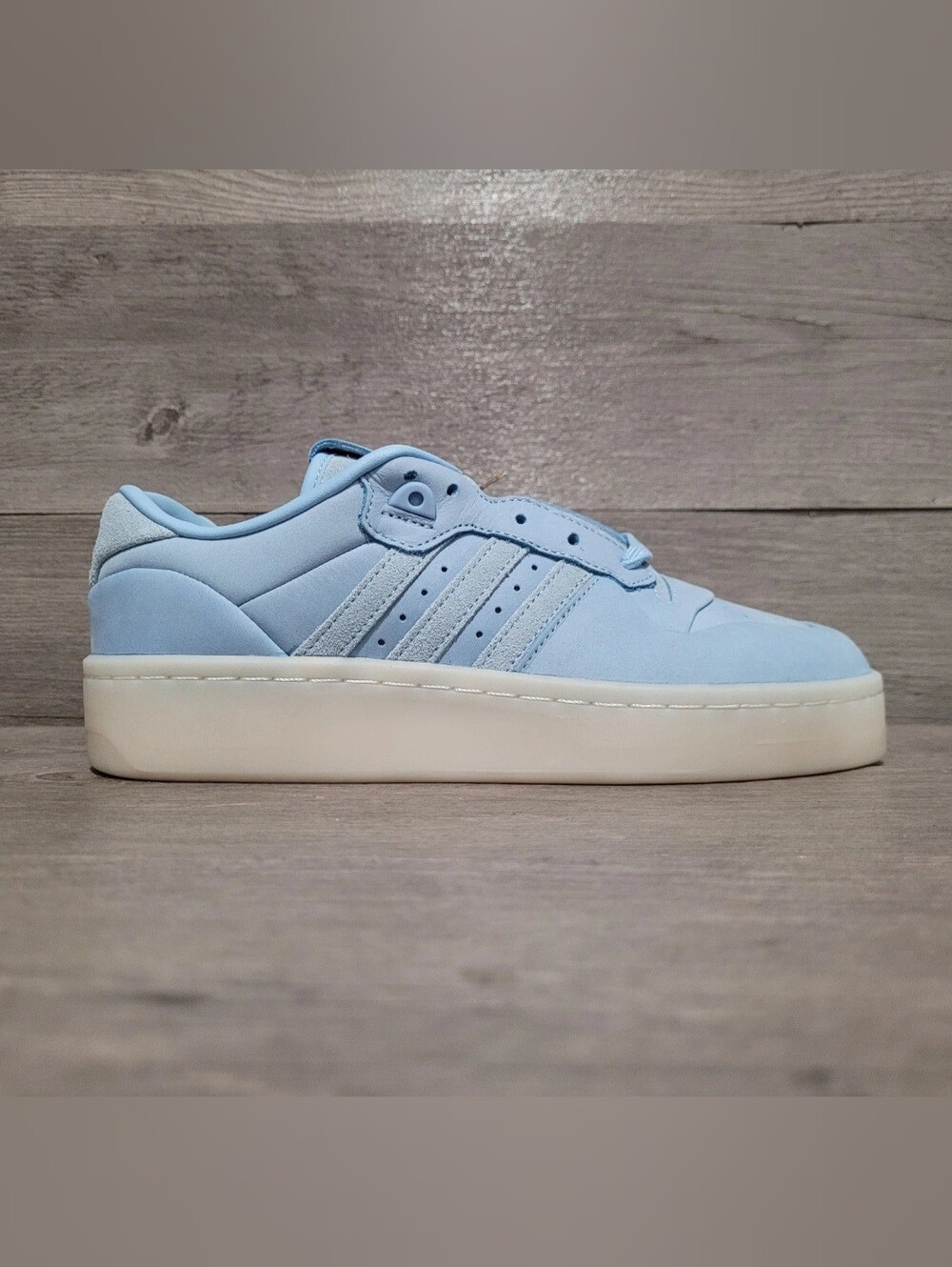 Adidas womens size 9 rivalry lux low w clear blue Basketball IH0351